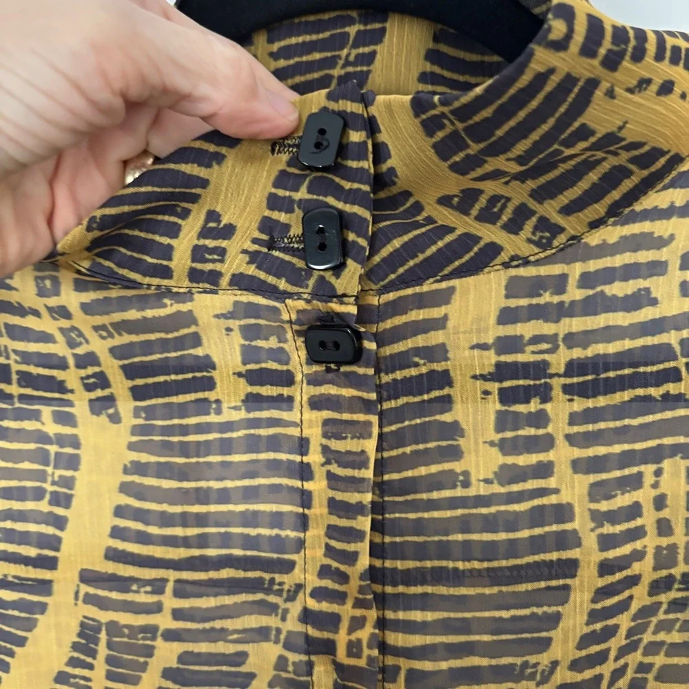 IC by Connie K Black and Gold sheer Blouse - Picture 4 of 7